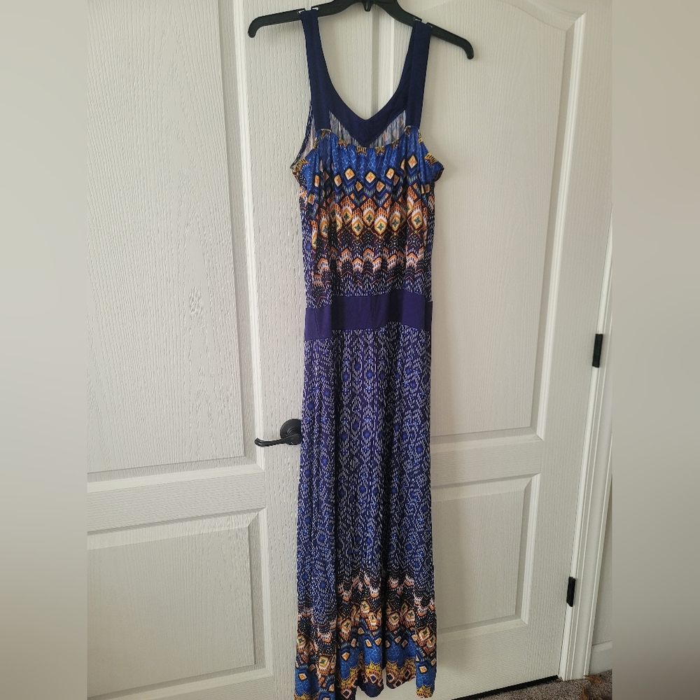 Blue Patterned Maxi Dress - Picture 5 of 5